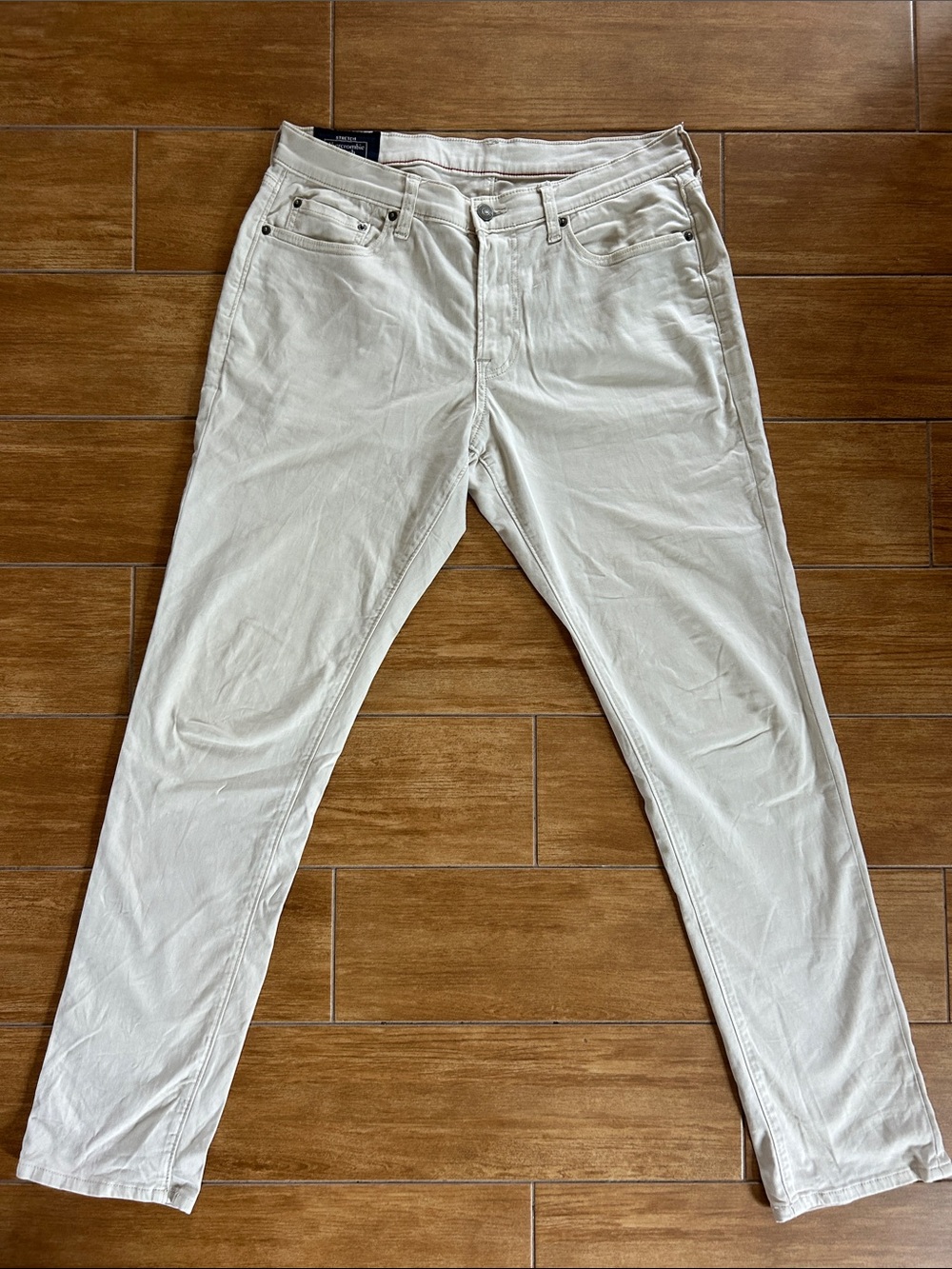 Abercrombie & Fitch Men's Cream Chinos